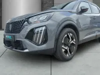 Gebraucht Peugeot 2008 Allure 131 PS (96 kW) 2025 Grau SUV