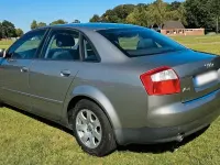 Gebraucht Audi A4 Basis 102 PS (75 kW) 2002 Silber Limousine