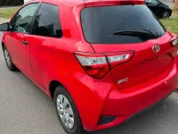 Gebraucht Toyota Yaris 72 PS (52 kW) 2018 Rot Kleinwagen