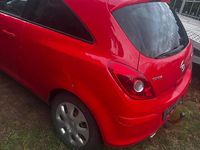 Usata Opel Corsa 75 CV (55 kW) 2011 Rosso Utilitaria