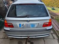Gebraucht BMW 320 150 PS (110 kW) 2002 Silber Kombi