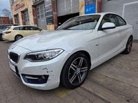 Gebraucht BMW 220 Sport Line 184 PS (135 kW) 2014 Weiß Coupé