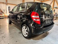 Gebraucht Mercedes A150 Classic 95 PS (69 kW) 2005 Schwarz Kleinwagen