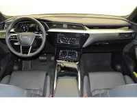 Gebraucht Audi e-tron Ambiente 369 kW (503 PS) 2022 Grau daytonagrau perleffekt metallic SUV