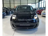 Gebraucht Fiat 500e Action 69 kW (95 PS) 2023 Colore esterno (onyx schwarz) Kleinwagen