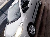 Gebraucht Hyundai i10 Style 87 PS (63 kW) 2013 Silber Kleinwagen