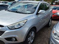 gebraucht Hyundai ix35 2,0 Premium AWD Navi Bluetoot Sitzhz Klima Aut