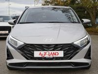 Neu Hyundai i20 101 PS (74 kW) 2025 Grau Limousine
