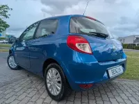 Używany Renault Clio III Dynamique 79 KM (58 kW) 2009 Niebieski Hatchback