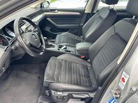 Gebraucht VW Passat Highline 190 PS (139 kW) 2019 Silber Kombi