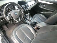 gebraucht BMW 220 d Aut. Active Tour. Navi/Leder/Memory/HeadUp