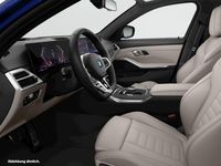 Gebraucht BMW 330e M Sport 292 PS (214 kW) 2025 Blau Kombi