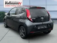 Gebraucht Toyota Aygo X-clusiv 72 PS (52 kW) 2019 Rauchgrau mica Kleinwagen