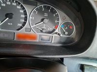 Gebraucht BMW 325 192 PS (141 kW) 2004 Blau Limousine