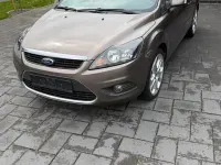Gebraucht Ford Focus Cabriolet Titanium 145 PS (106 kW) 2009 Braun Cabrio