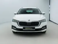 Gebraucht Skoda Octavia Ambition 150 PS (110 kW) 2023 Candyweiß Kombi
