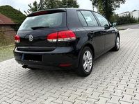 Gebraucht VW Golf VI 122 PS (89 kW) 2010 Schwarz Kleinwagen