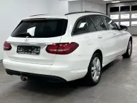 Gebraucht Mercedes C180 122 PS (89 kW) 2019 Weiß Limousine