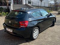 Gebraucht BMW 114 102 PS (75 kW) 2013 Schwarz Kleinwagen