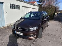 Gebraucht VW Touran Comfortline 110 PS (80 kW) 2016 Braun Van / Kleinbus