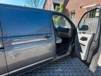 Gebraucht VW Transporter 179 PS (131 kW) 2012 Grau Van