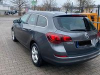 Gebraucht Opel Astra 110 PS (80 kW) 2011 Grau Kleinwagen