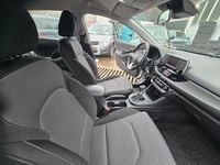 Gebraucht Hyundai i30 Select 101 PS (74 kW) 2017 Silber Limousine