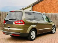 Gebraucht Ford Galaxy 163 PS (119 kW) 2012 Grün Van / Kleinbus