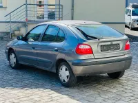 Gebraucht Renault Mégane II Authentique 95 PS (69 kW) 2002 Grau Limousine