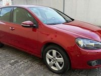 Gebraucht VW Golf VI Team 105 PS (77 kW) 2011 Orange Kleinwagen