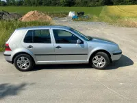 Gebraucht VW Golf IV 70 PS (51 kW) 2002 Silber Kleinwagen