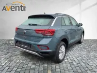 Neu VW T-Roc Life 116 PS (85 kW) 2026 Blau SUV
