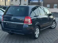 Gebraucht Opel Zafira Edition 116 PS (85 kW) 2010 Blau Van / Kleinbus