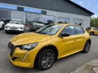 Gebraucht Peugeot e-208 Allure 100 kW (136 PS) 2022 Gelb faro Kleinwagen