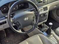 Gebraucht Hyundai Sonata 162 PS (119 kW) 2006 Silber Limousine