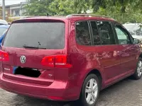 Gebraucht VW Touran 105 PS (77 kW) 2013 Rot Van / Kleinbus