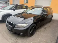 Gebraucht BMW 320 184 PS (135 kW) 2012 Black sapphire metallic Kombi