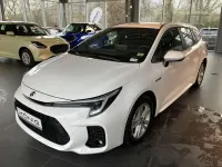 Gebraucht Suzuki Swace Comfort+ 98 PS (72 kW) 2025 Platinum white pearl met black Kombi