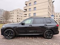 Second-hand BMW X7 M Performance 400 CP (294 kW) 2020 Negru SUV