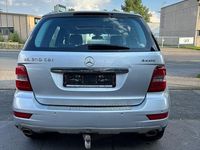 Gebraucht Mercedes ML350 231 PS (169 kW) 2011 Silber SUV