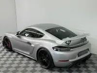 Gebraucht Porsche Cayman GT4 420 PS (308 kW) 2022 Gtsilbermetallic Coupé