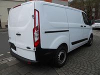 Gebraucht Ford Transit Custom 105 PS (77 kW) 2019 Weiß Van / Kleinbus