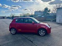 Gebraucht Suzuki Swift 92 PS (67 kW) 2007 Rot Kleinwagen