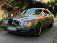 Gebraucht Mercedes E230 132 PS (97 kW) 1987 Braun Coupé