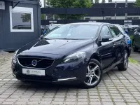 Gebraucht Volvo V40 150 PS (110 kW) 2015 Blau Limousine