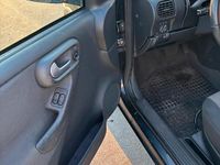 Usata Opel Corsa 75 CV (55 kW) 2004 Nero Utilitaria