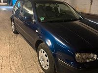 Gebraucht VW Golf IV 101 PS (74 kW) 2002 Blau Kleinwagen