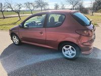 Gebraucht Peugeot 206 60 PS (44 kW) 2008 Rot Kleinwagen