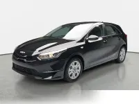 Usata Kia Ceed Comfort 101 CV (74 kW) 2024 Nero Utilitaria