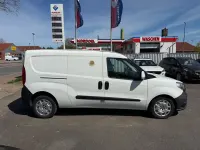 Gebraucht Fiat Doblò 101 PS (74 kW) 2015 Weiß Van / Kleinbus